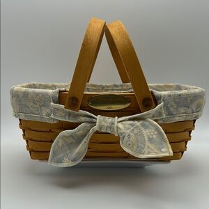 Longaberger Woven Memories Basket 2001 with Liner & Protector EUC